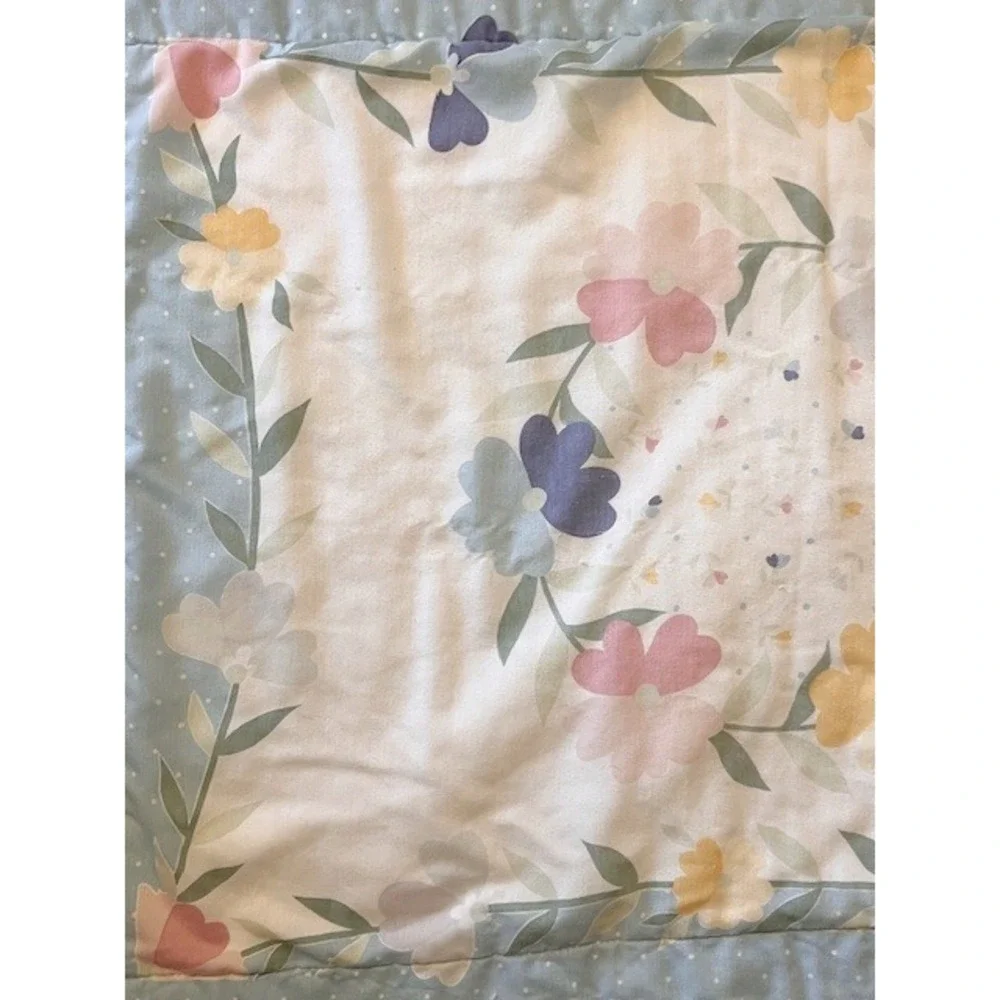 Vintage Pastel Pillow Sham with‎ floral and dots